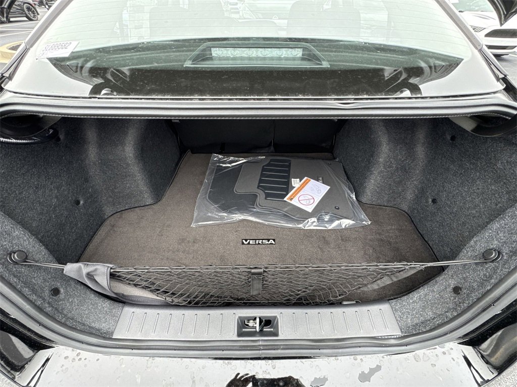 New 2025 Nissan Versa SR image 22