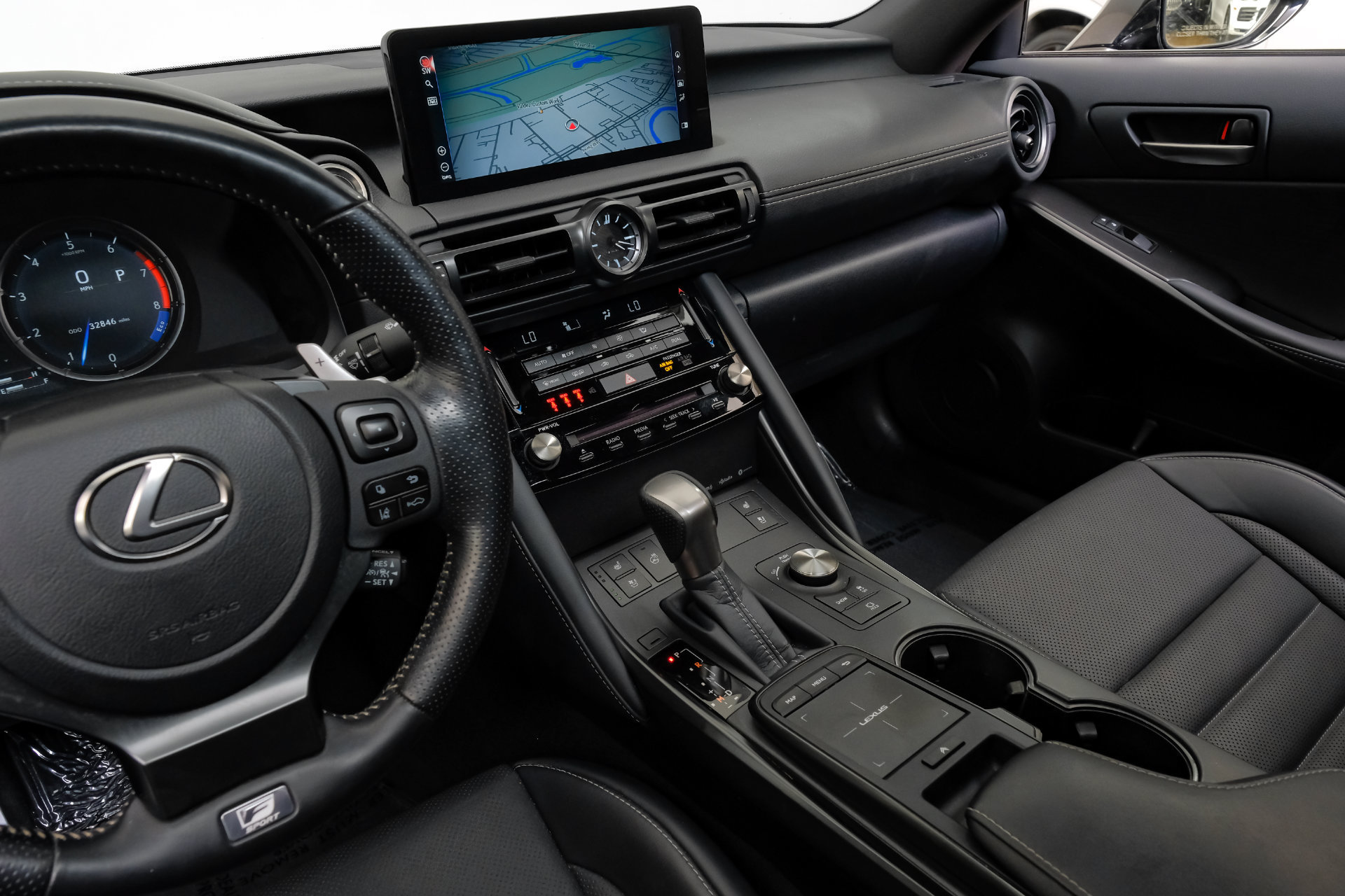 Used 2024 Lexus IS 350 F Sport w/ Navigation Package RWD image 27