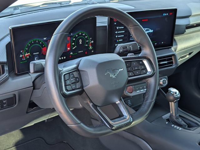 Used 2025 Ford Mustang GT RWD image 12