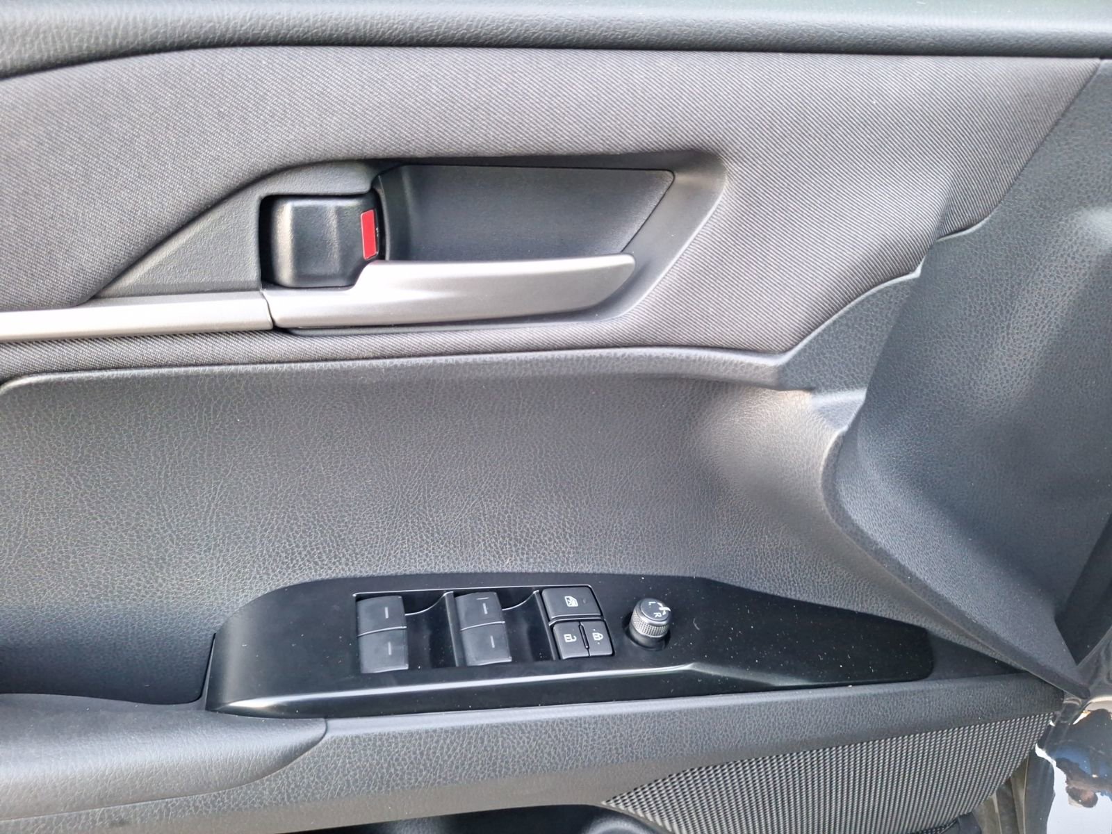 Used 2026 Toyota Camry LE w/ Convenience Package image 17