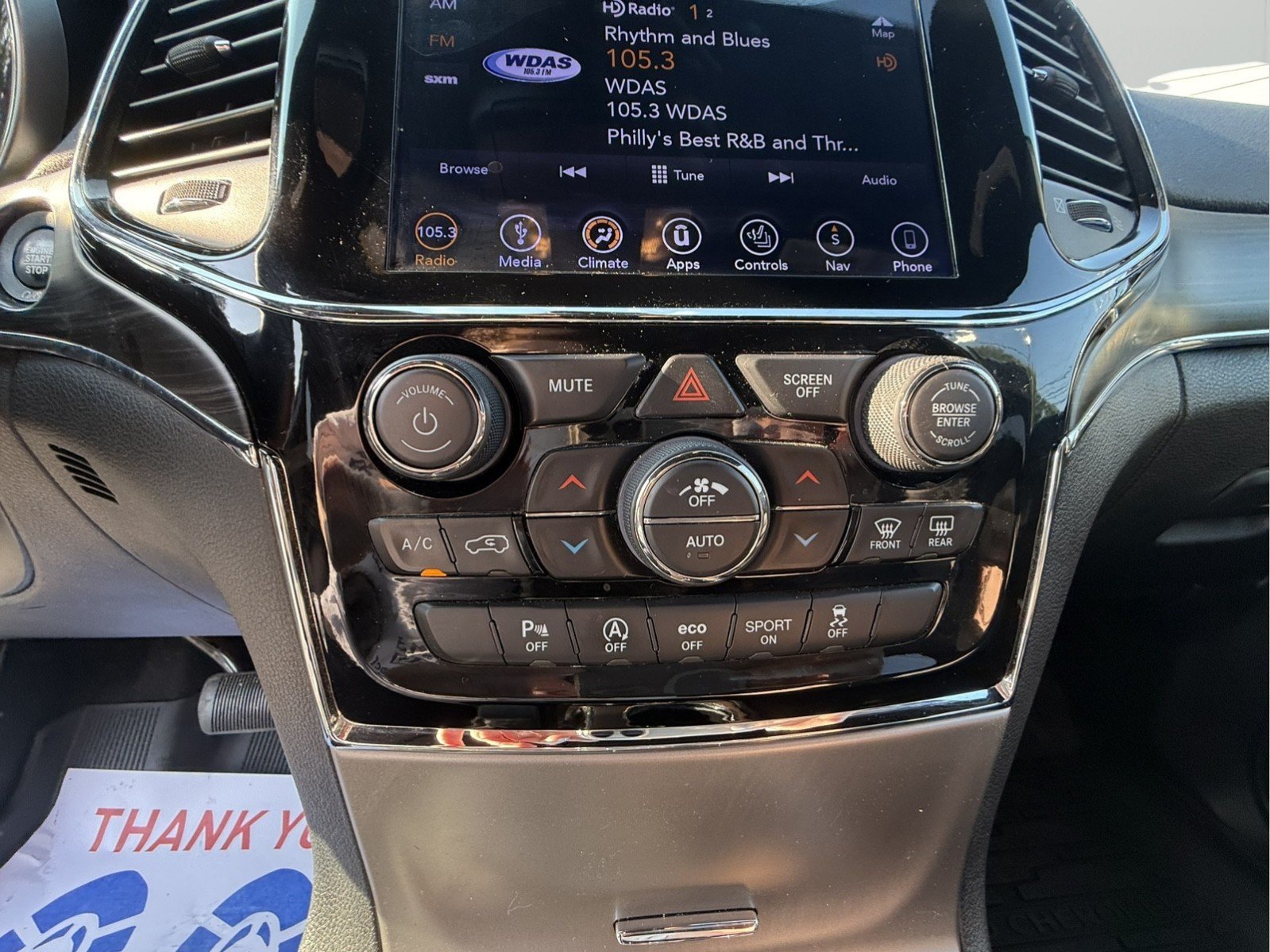 Used 2019 Jeep Grand Cherokee Limited w/ Luxury Group II AWD/4WD image 12