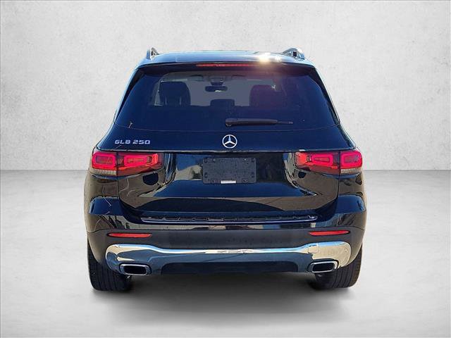 Used 2021 Mercedes-Benz GLB 250 image 7