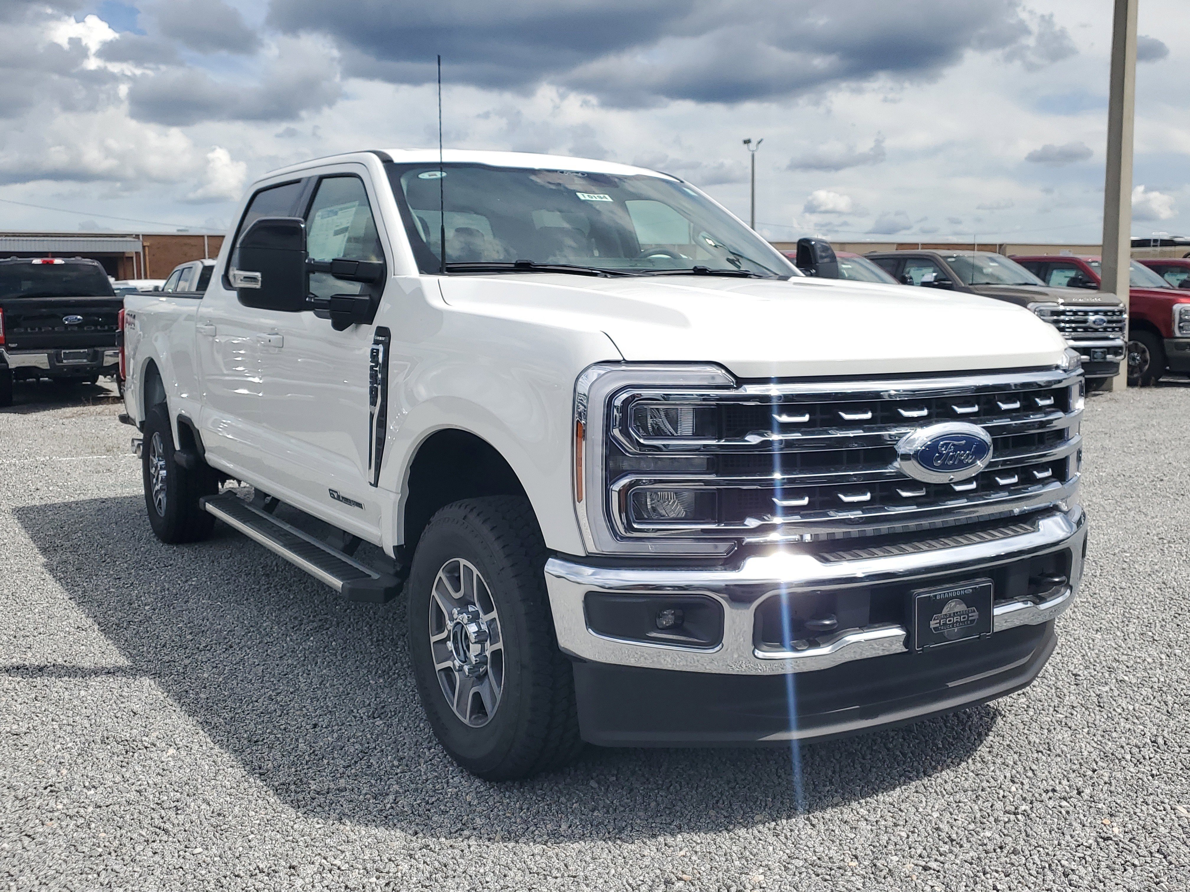 New 2026 Ford F250 Lariat w/ FX4 Off-Road Package video 2