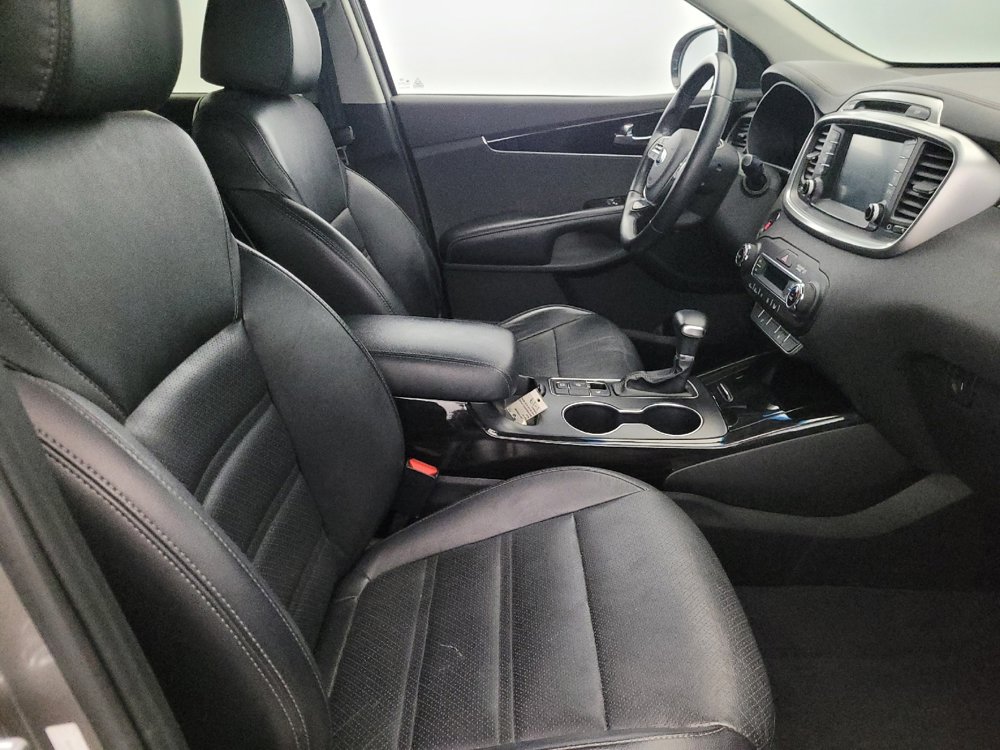 Used 2019 Kia Sorento EX image 21