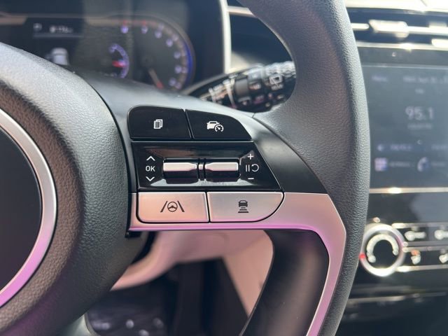 Used 2022 Hyundai Tucson SEL w/ Cargo Package image 11