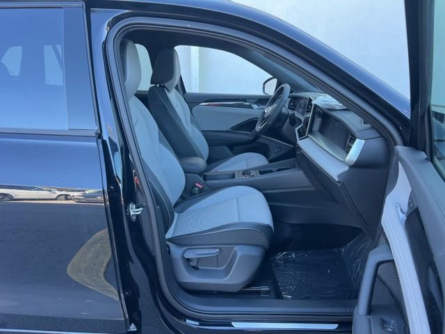 New 2026 Volkswagen Tiguan SE R-Line image 34