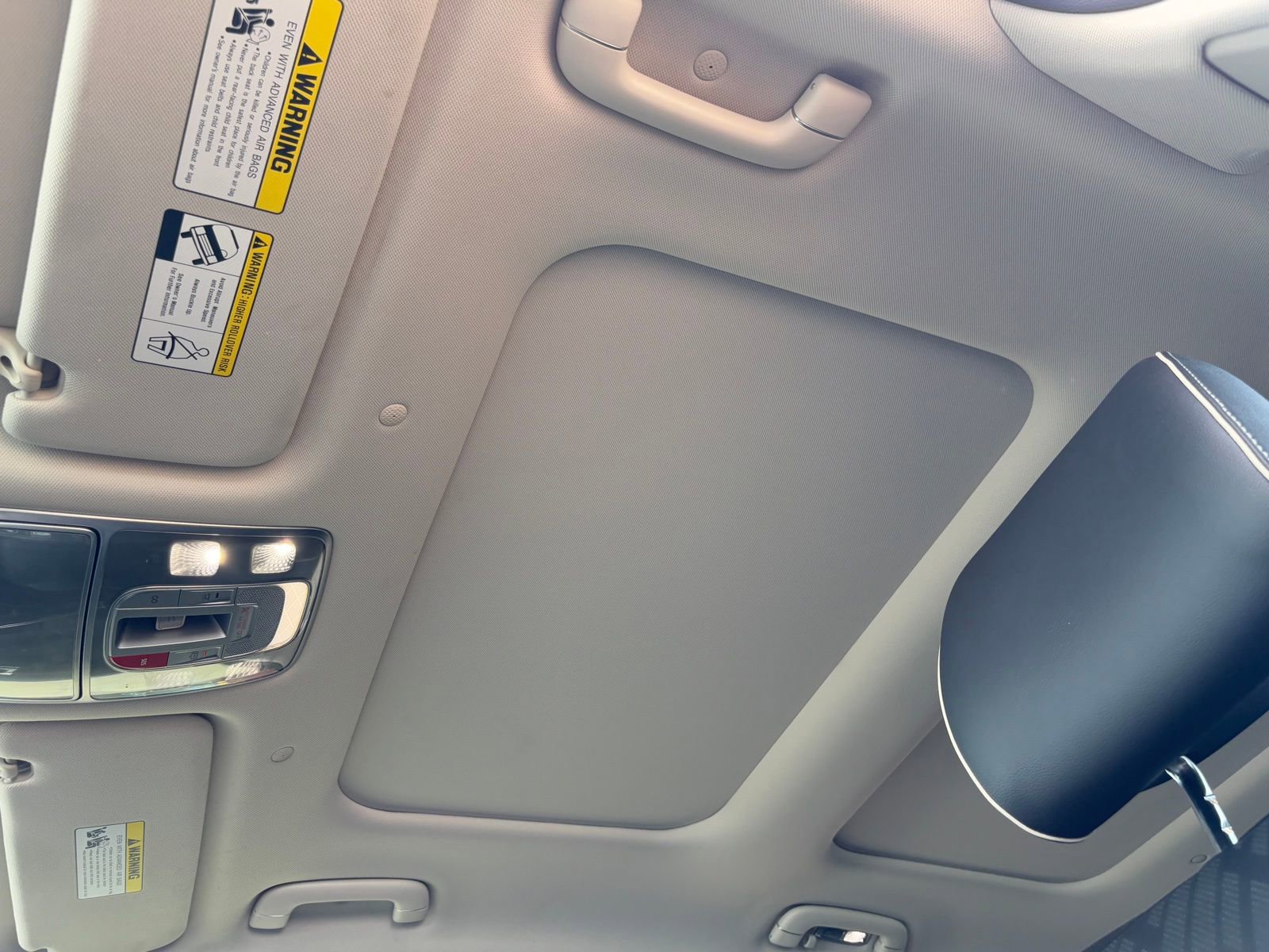 Used 2023 Genesis GV80 2.5T w/ Prestige 20" Package image 45