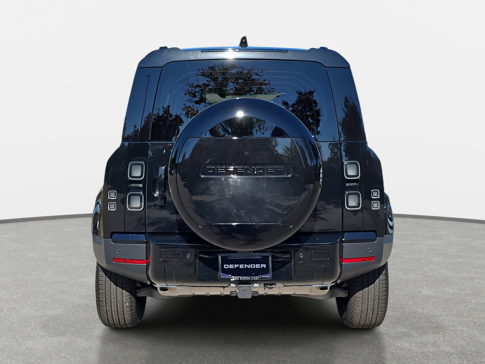 New 2026 Land Rover Defender 110 S image 6