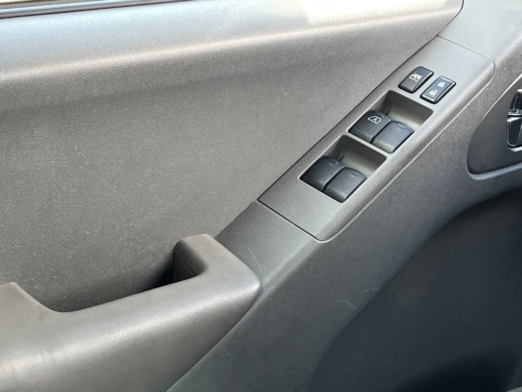 Used 2019 Nissan Frontier SV RWD image 5