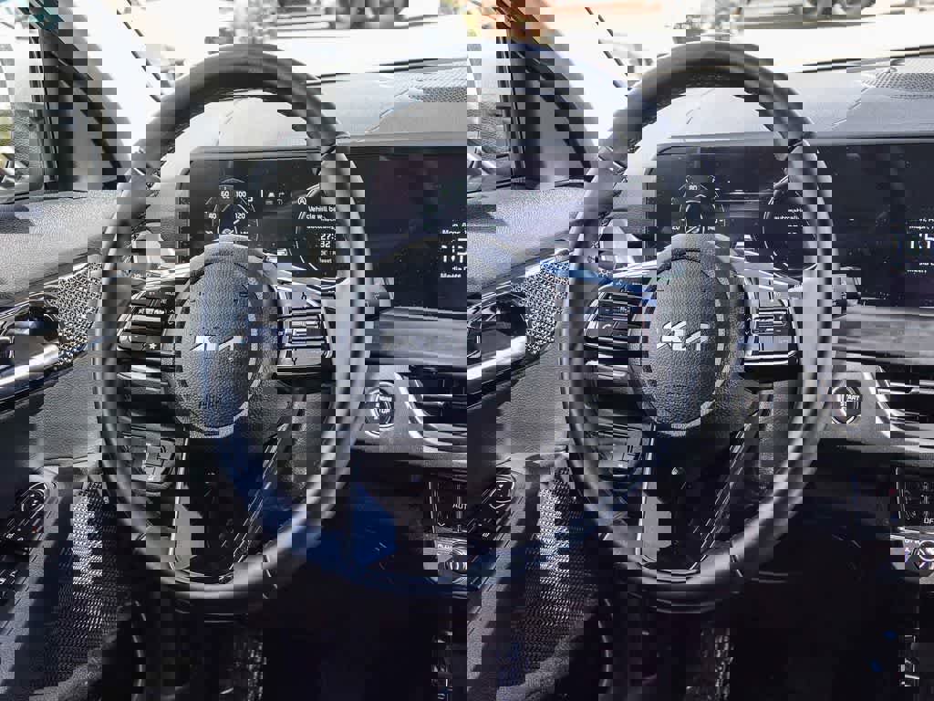 Used 2025 Kia Seltos EX FWD image 14