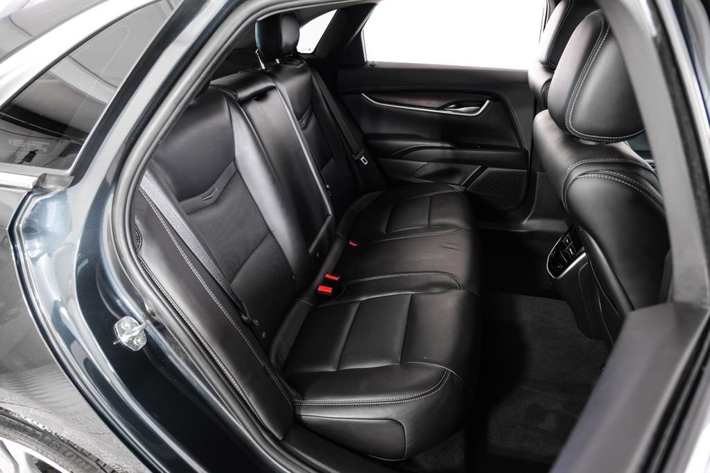 Used 2019 Cadillac XTS Luxury image 32