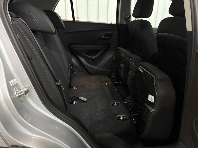 Used 2017 Chevrolet Trax LS FWD image 17