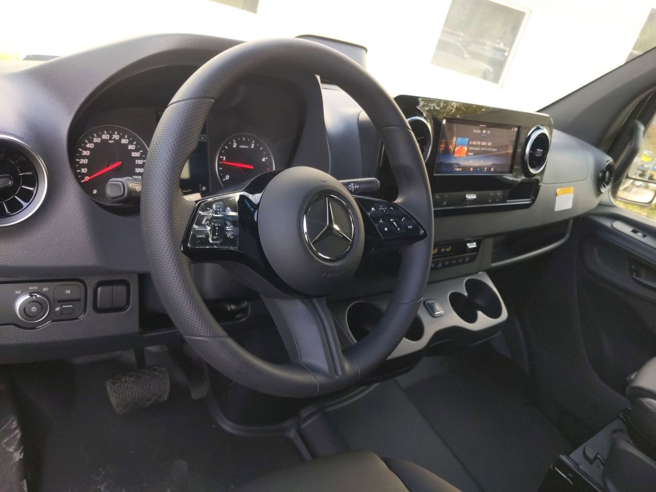 New 2025 Mercedes-Benz Sprinter 2500 image 5