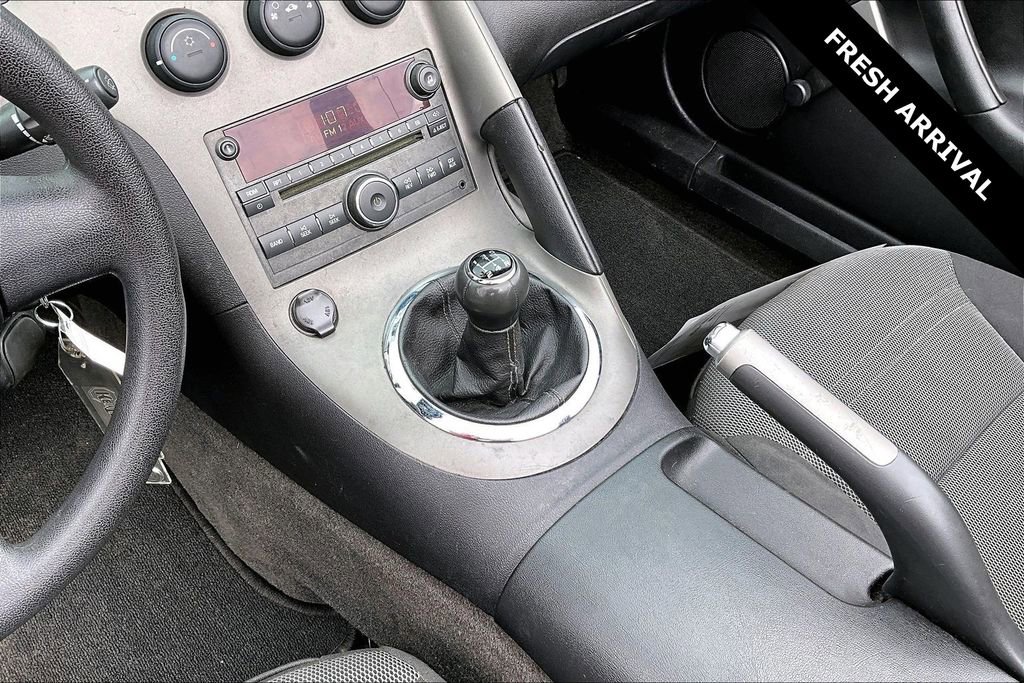Used 2007 Pontiac Solstice Convertible image 15