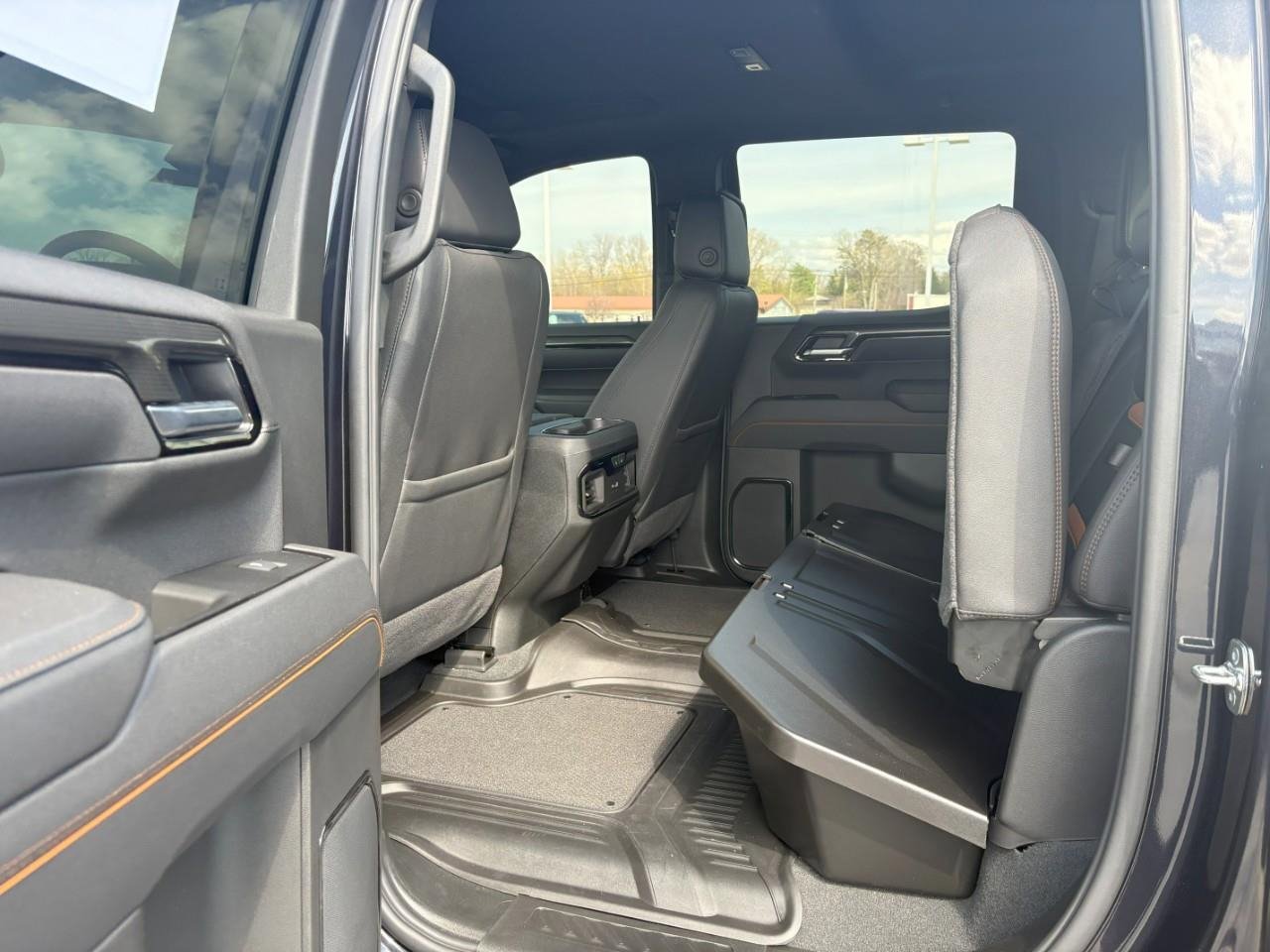 Used 2026 GMC Sierra 1500 AT4 w/ Technology Package image 19