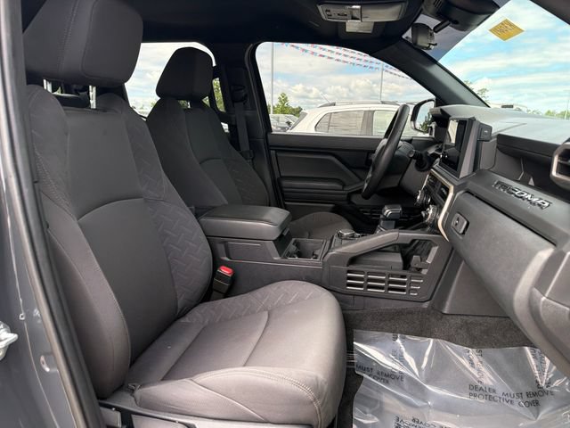 Used 2024 Toyota Tacoma SR w/ SR Upgrade Package AWD/4WD image 29