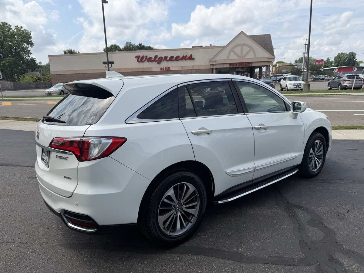 Used 2016 Acura RDX w/ Advance Package AWD/4WD image 5
