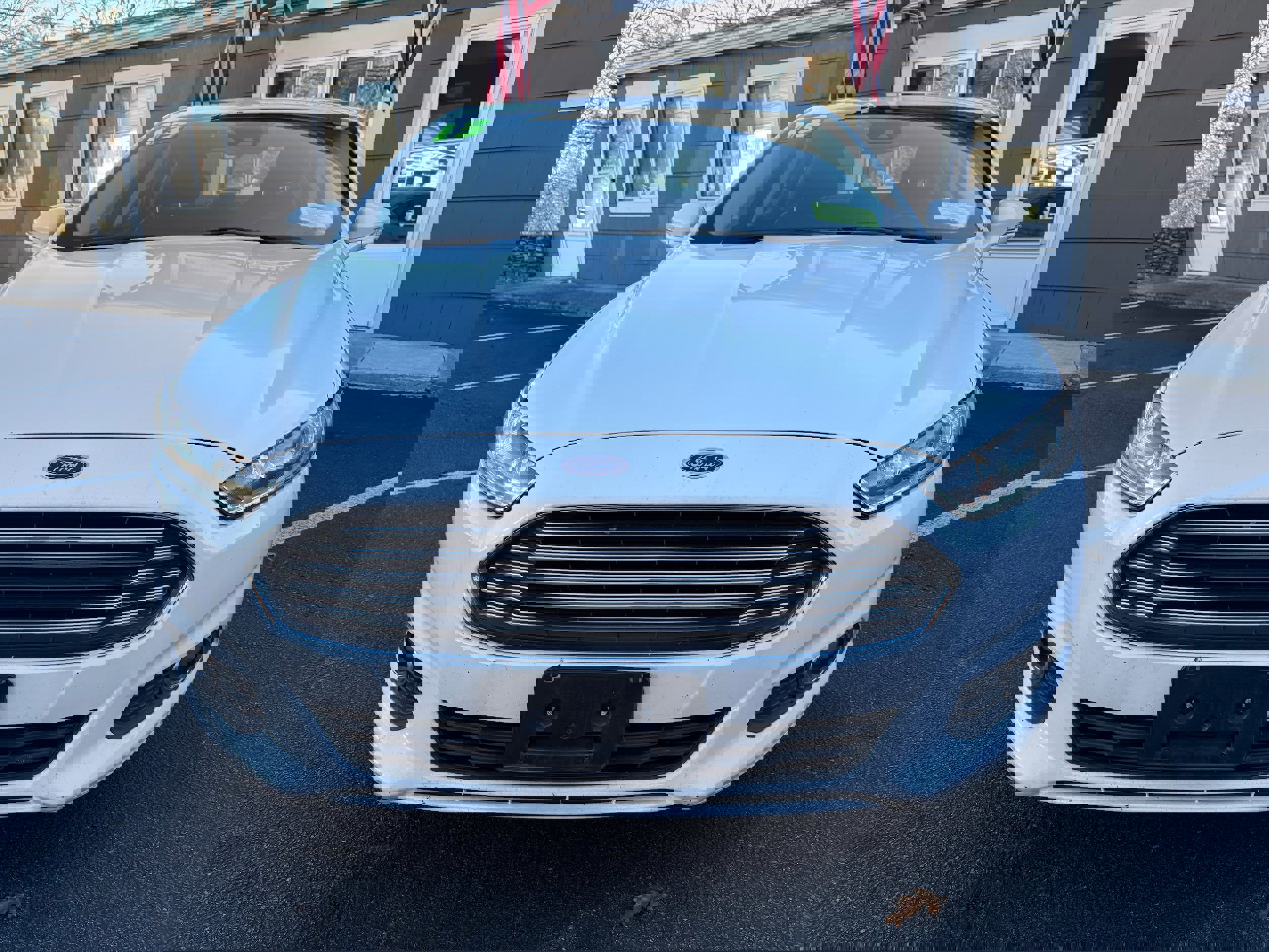 Used 2013 Ford Fusion SE image 2