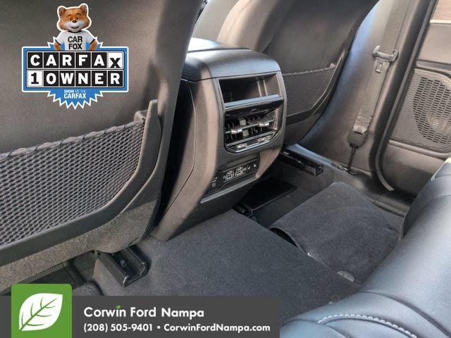 Used 2025 Jeep Grand Cherokee Limited w/ Black Appearance Package AWD/4WD image 26