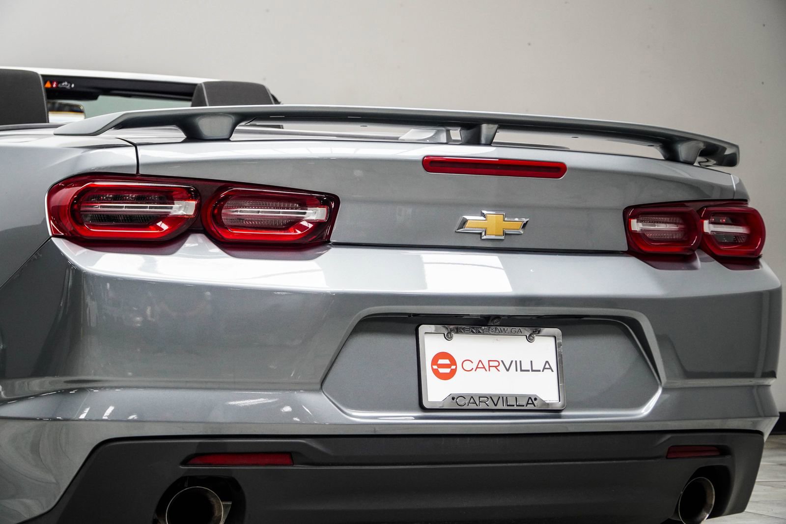 Used 2023 Chevrolet Camaro LT RWD image 14