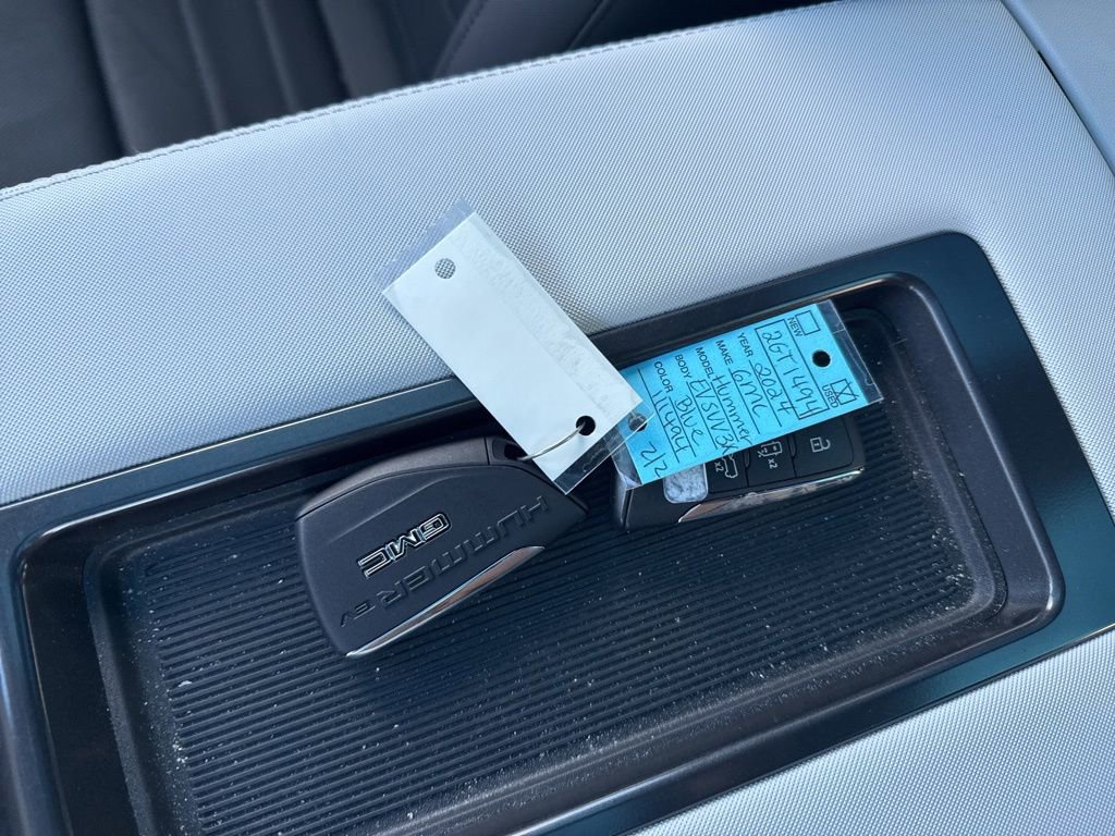 Used 2024 GMC Hummer EV 3X w/ Omega Edition image 6