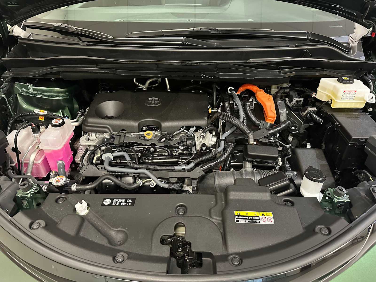 Certified 2025 Toyota Sienna XLE Woodland Edition image 9