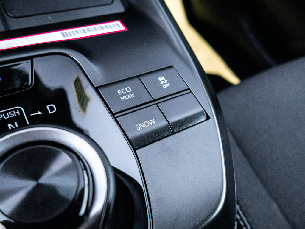 Used 2026 Toyota C-HR AWD/4WD image 23