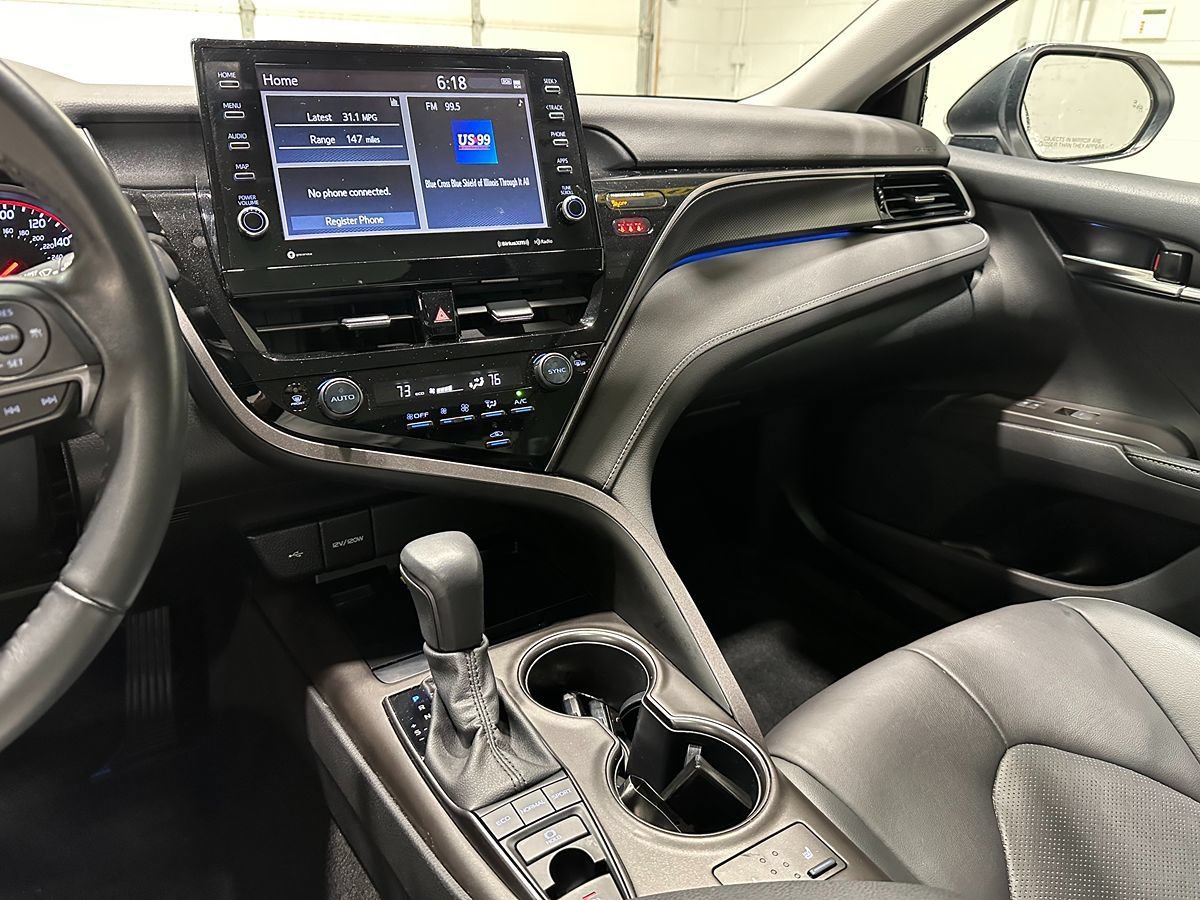 Used 2022 Toyota Camry XSE w/ Carpet Mat Package (TMS) FWD image 30