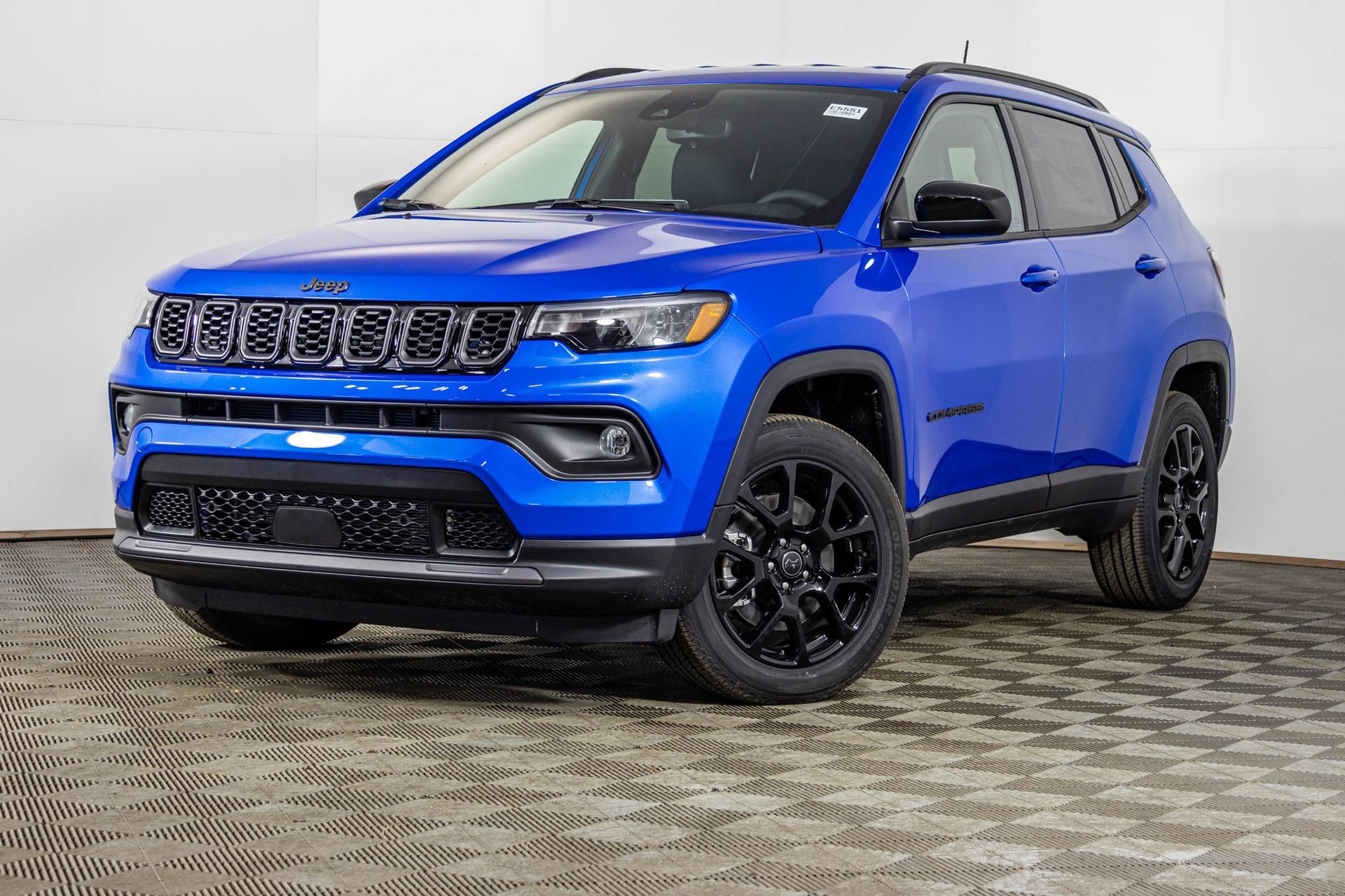 New 2026 Jeep Compass Latitude image 2