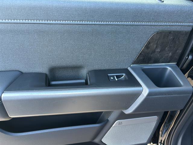 New 2026 Ford F250 Lariat w/ Black Appearance Package image 16