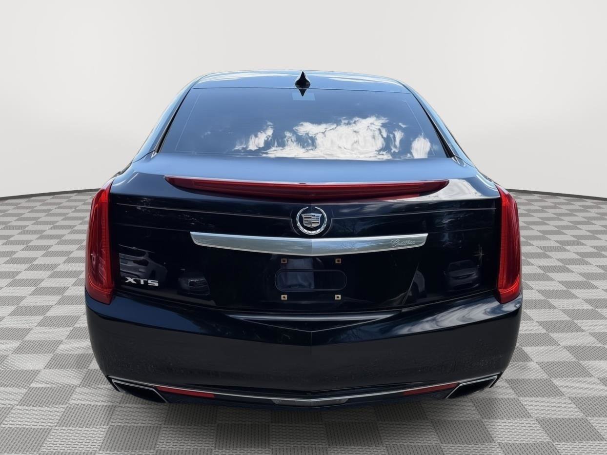 Used 2015 Cadillac XTS Luxury FWD image 6