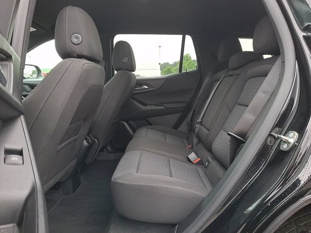 Used 2026 Chevrolet Equinox LT FWD image 10