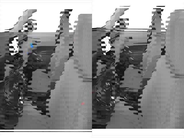 Used 2025 Toyota Corolla Cross LE image 6