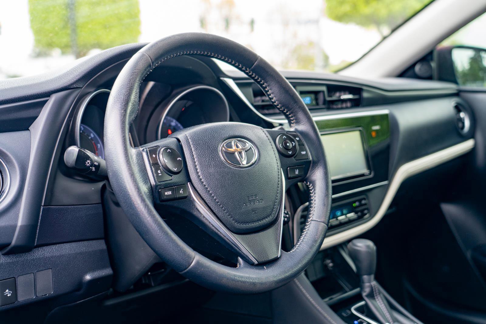 Used 2018 Toyota Corolla iM w/ All-Weather Mat Package FWD image 14