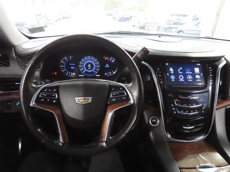 Used 2016 Cadillac Escalade Luxury RWD image 23