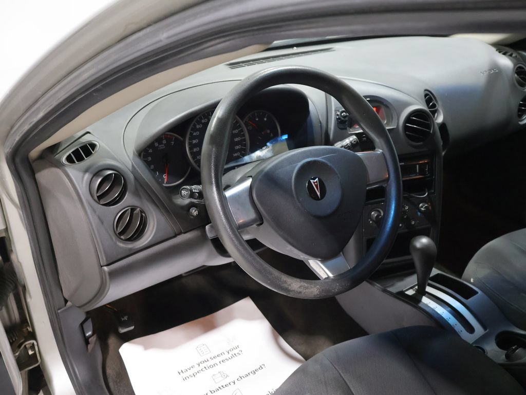 Used 2008 Pontiac Grand Prix FWD image 22