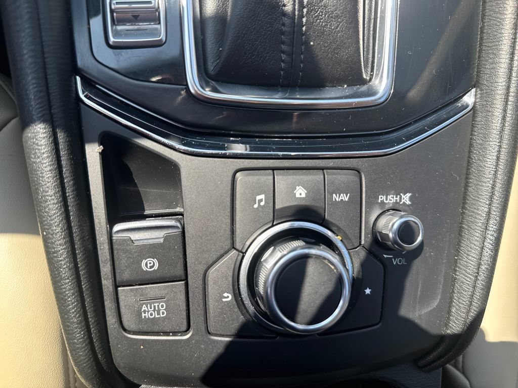 Used 2018 MAZDA CX-5 Touring w/ Preferred Equipment Package FWD image 24