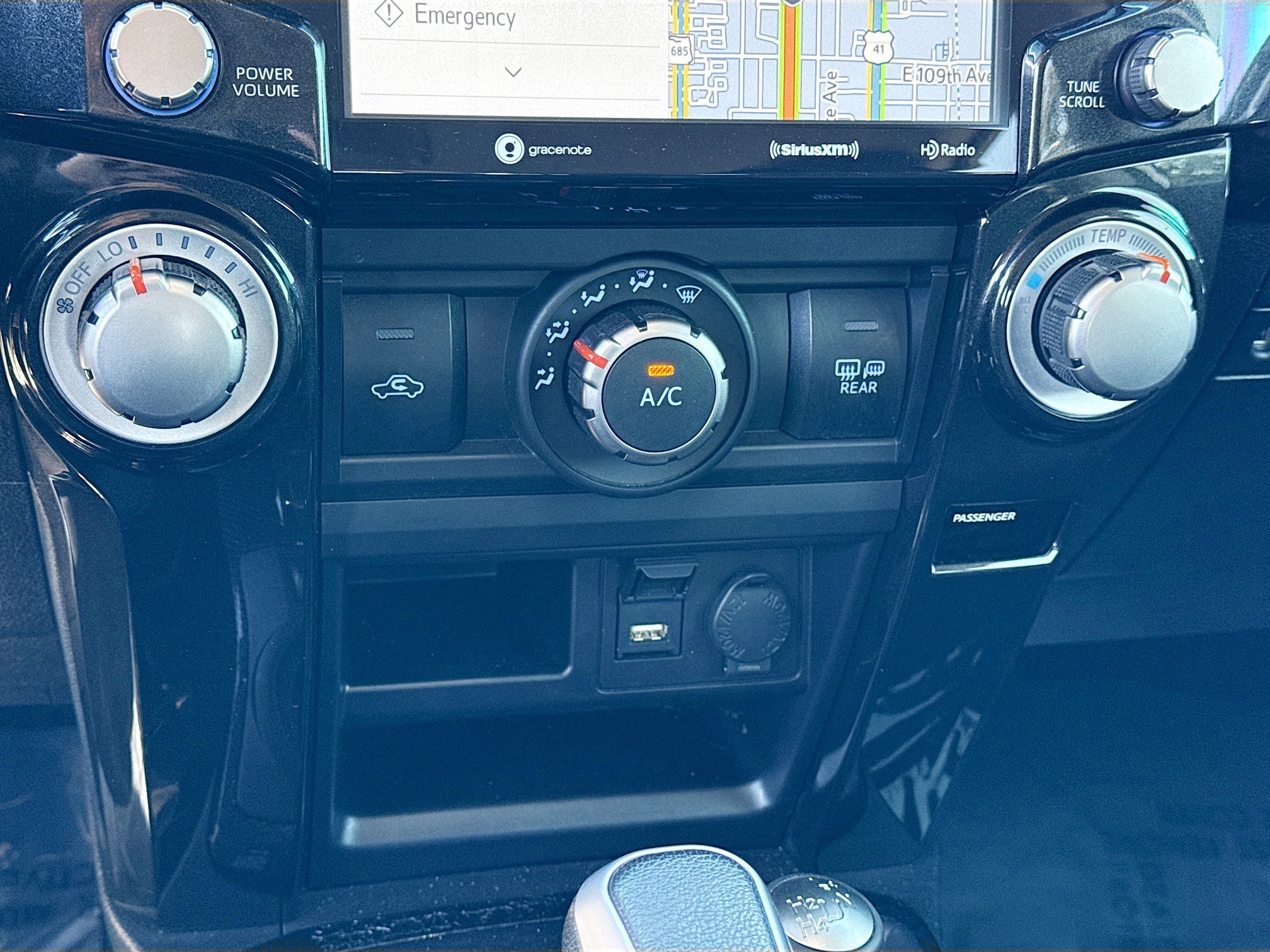 Used 2022 Toyota 4Runner TRD Off-Road Premium image 32