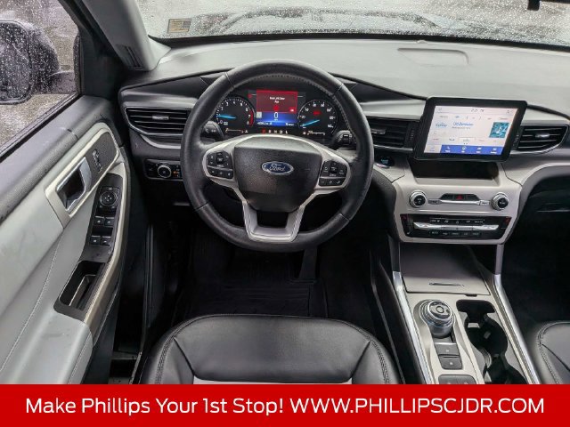 Used 2023 Ford Explorer XLT w/ Equipment Group 202A RWD image 15