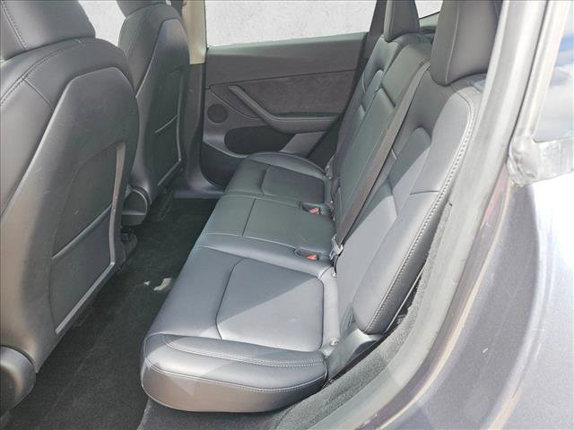Used 2023 Tesla Model Y Performance AWD/4WD image 11
