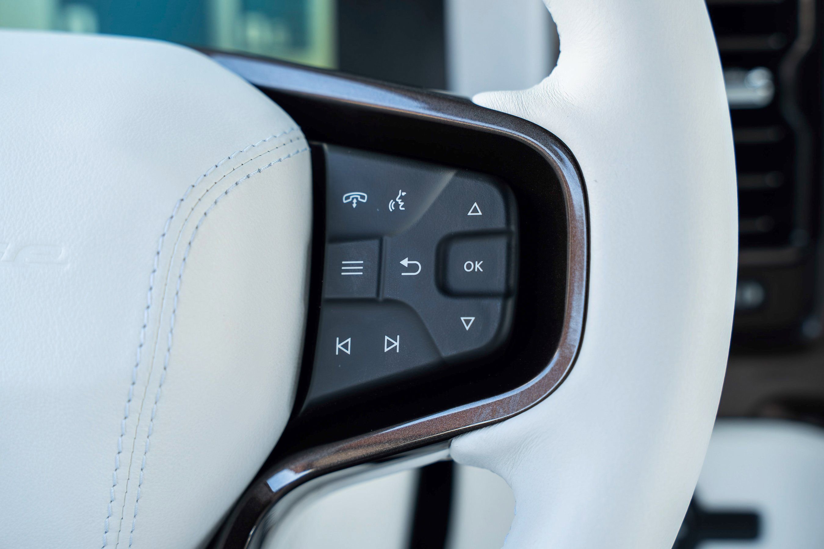 Used 2024 Ford Bronco Black Diamond image 34