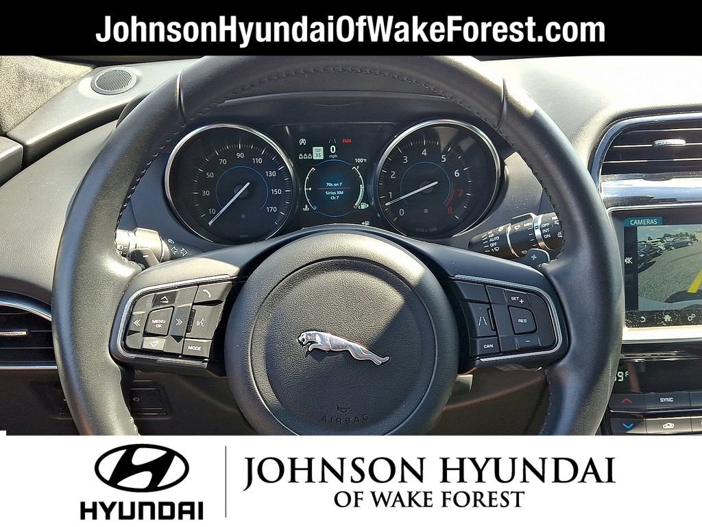 Used 2020 Jaguar F-PACE Premium AWD/4WD image 16