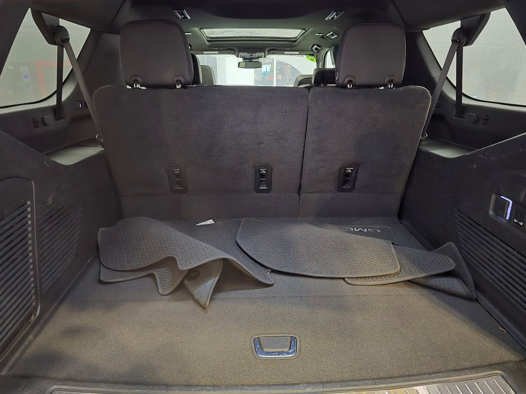 Used 2024 GMC Yukon XL Denali AWD/4WD image 45