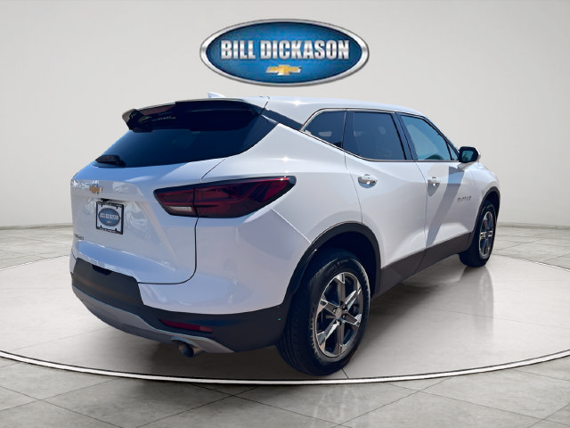Used 2026 Chevrolet Blazer LT FWD image 9