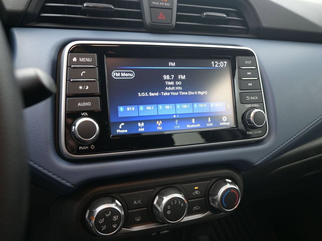 Certified 2025 Nissan Versa SV w/ Trunk Package image 18