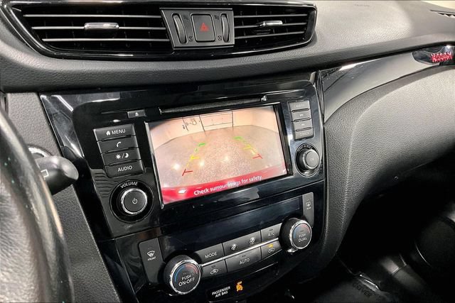 Used 2019 Nissan Rogue Sport SV w/ All-Weather Package AWD/4WD image 14