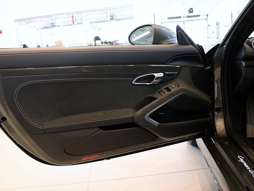 Used 2025 Porsche 718 Cayman GTS RWD image 56