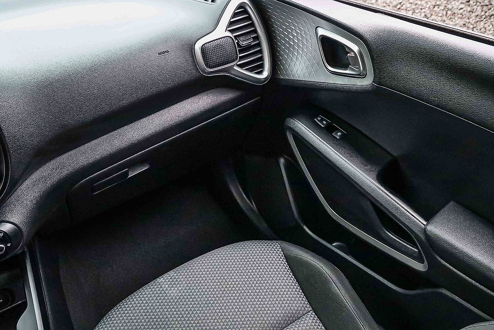 Certified 2022 Kia Soul LX w/ Technology Package image 18