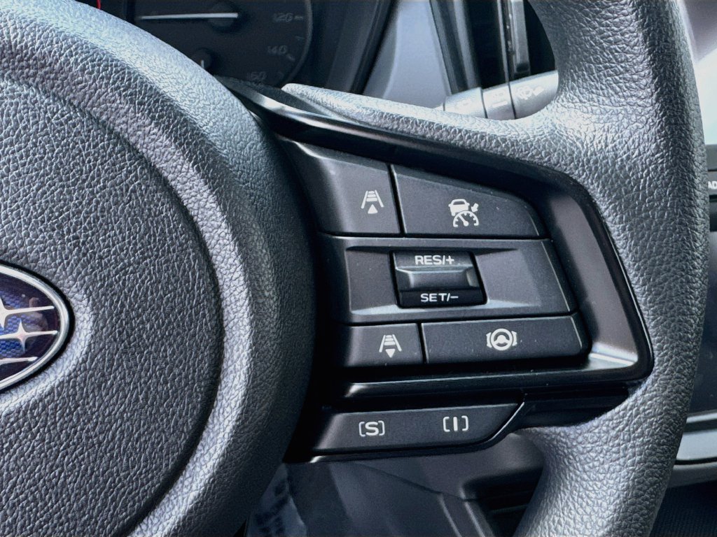 Certified 2025 Subaru Crosstrek 2.0i AWD/4WD image 9