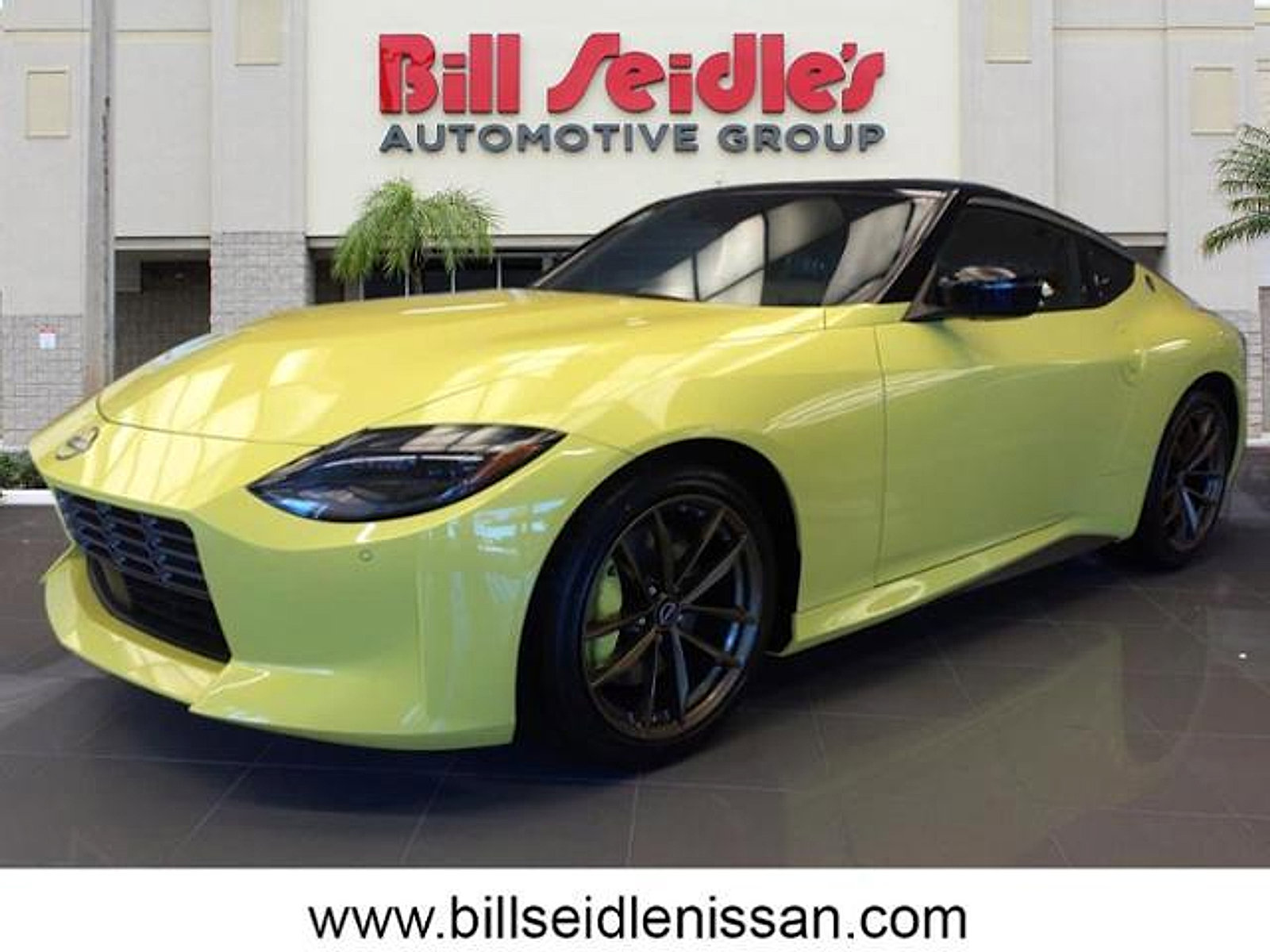 New 2023 Nissan Z w/ Floor Mat Package (L93) image 1